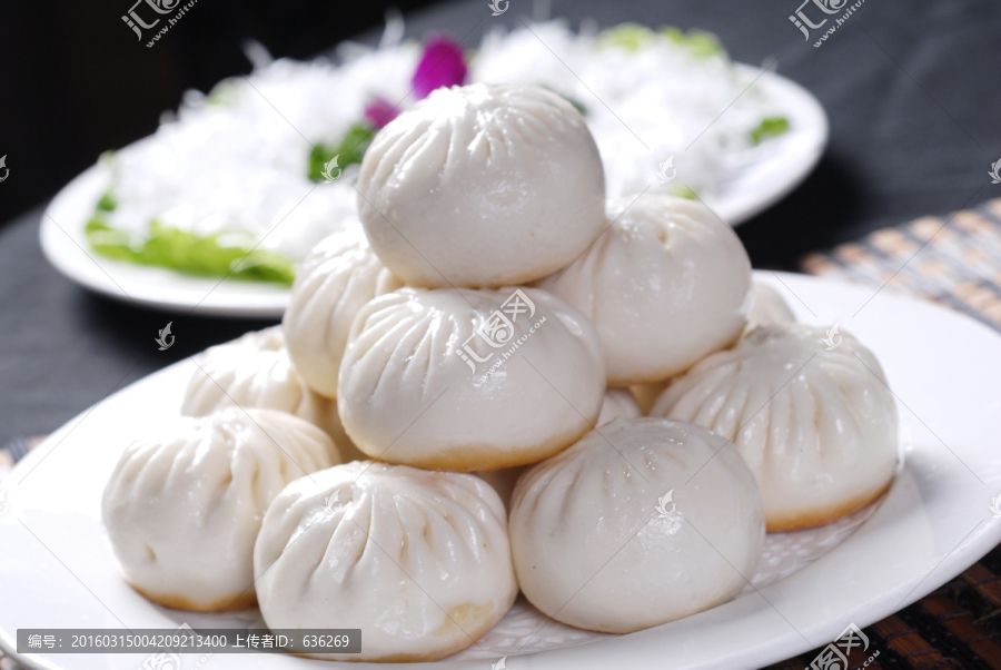 精美点心蔬菜煎包