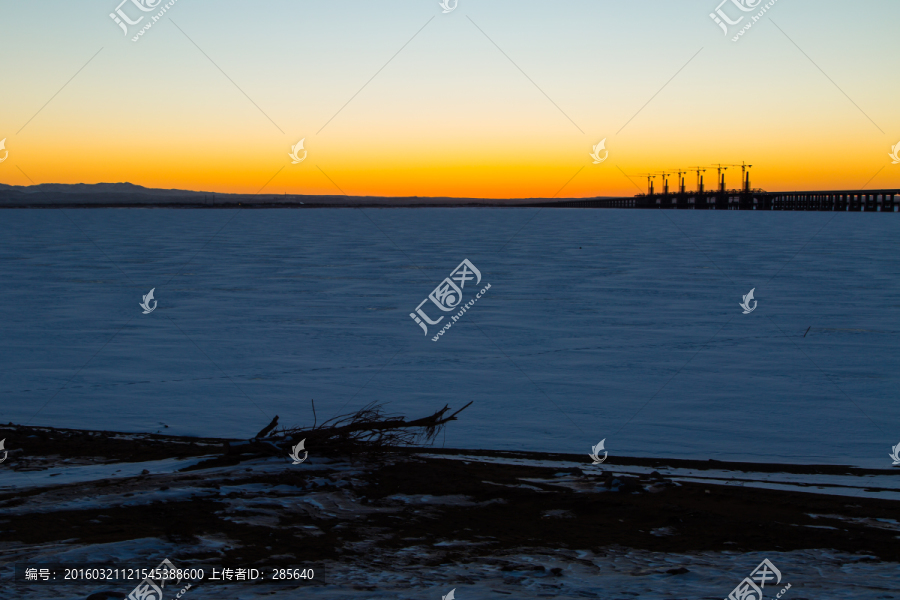 乌海湖冬景