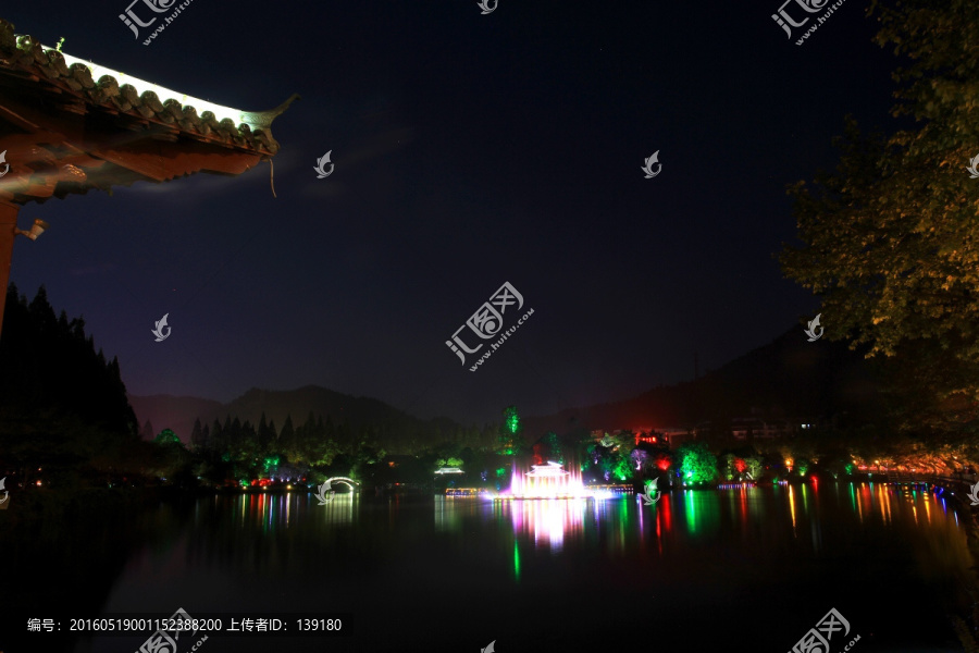 挹翠湖夜景,井冈山