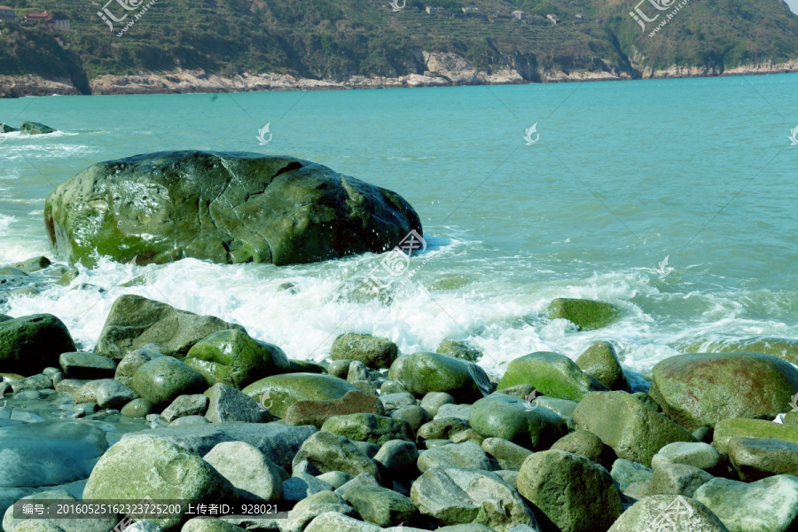 海水岩石