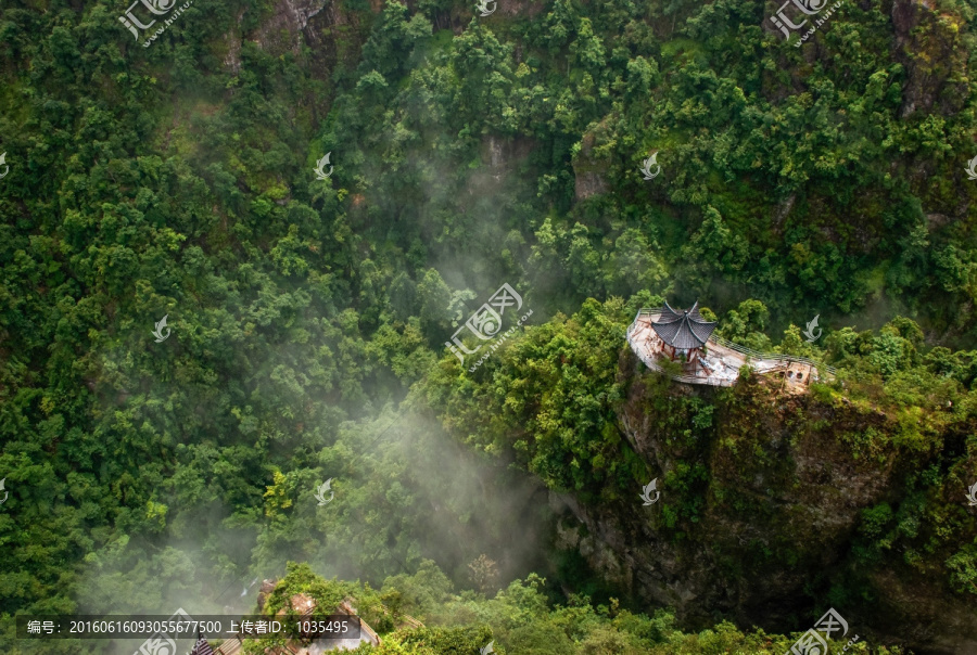 峡谷风光