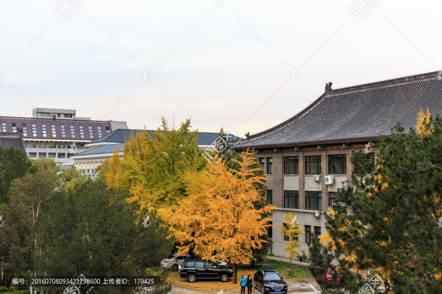 北京大学校园风光老教学楼一角