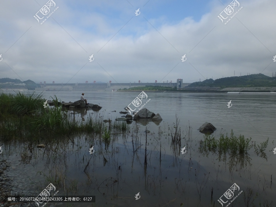 三峡水库大坝