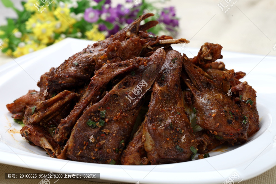 香辣鸭三宝