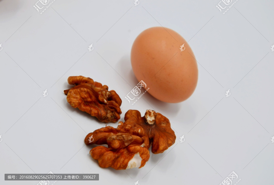 鸡蛋和核桃