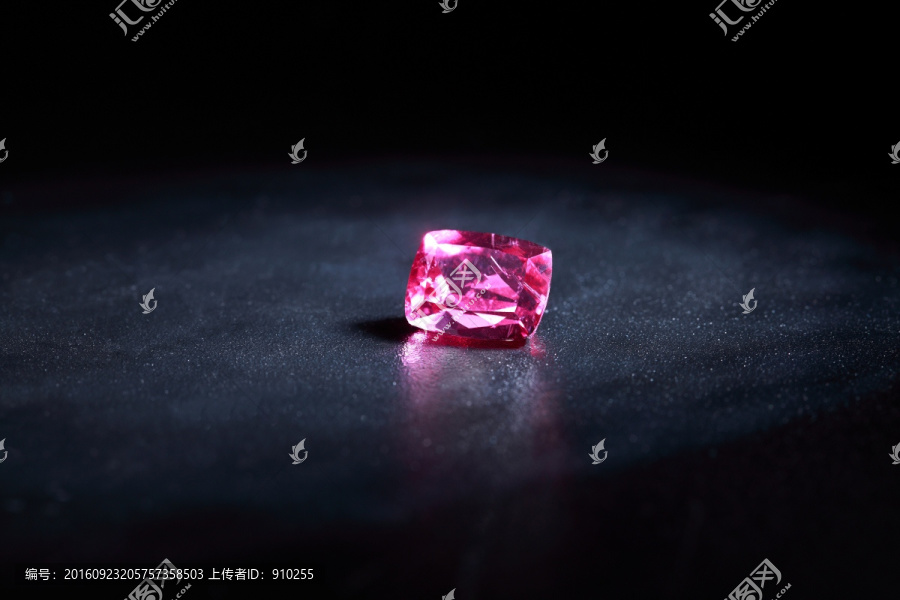 珠宝红宝石裸石