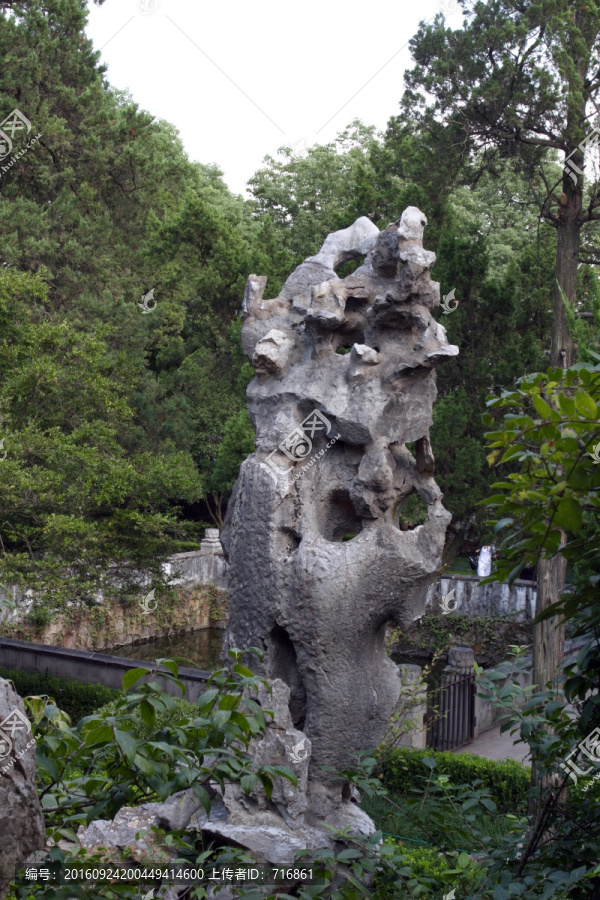 立峰,太湖石,苏州灵岩山寺