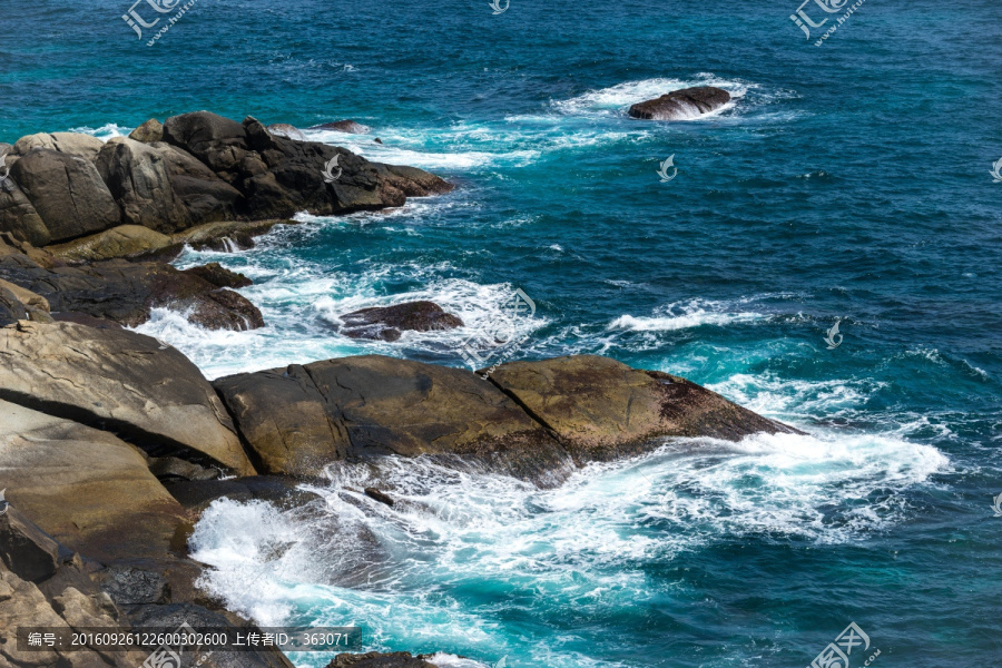 海南三亚蜈支洲岛观日岩风景