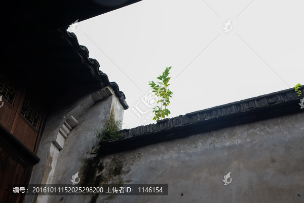 古镇老屋