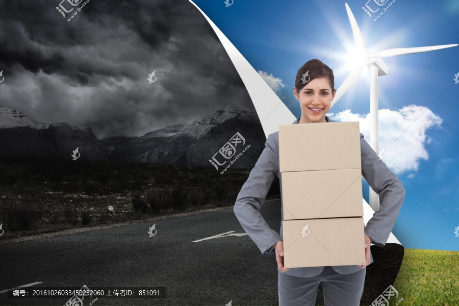 商务女人抱着纸箱的复合形象