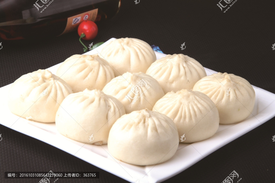 酱肉大包子
