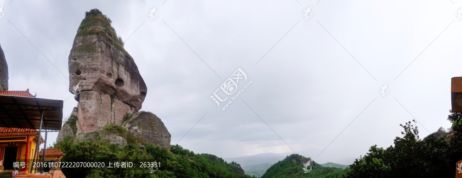 龙川霍山旅游风景区醉翁石