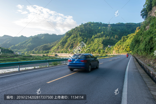 镇远青溪交通公路柏油路
