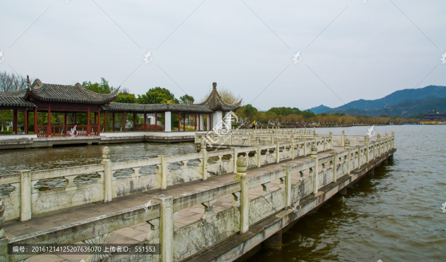 东钱湖
