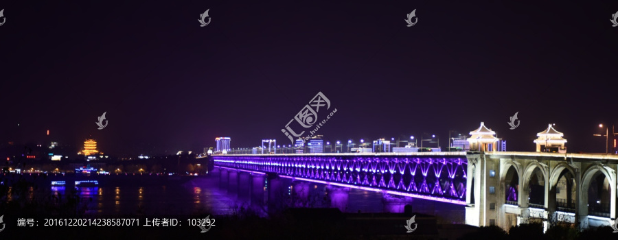 武汉长江大桥夜景风光