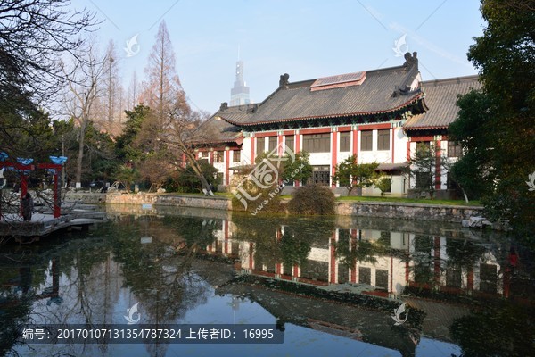 南京师范大学