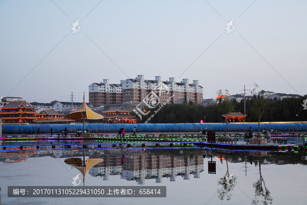 党河风情线夜景