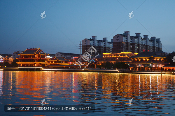 党河风情线夜景