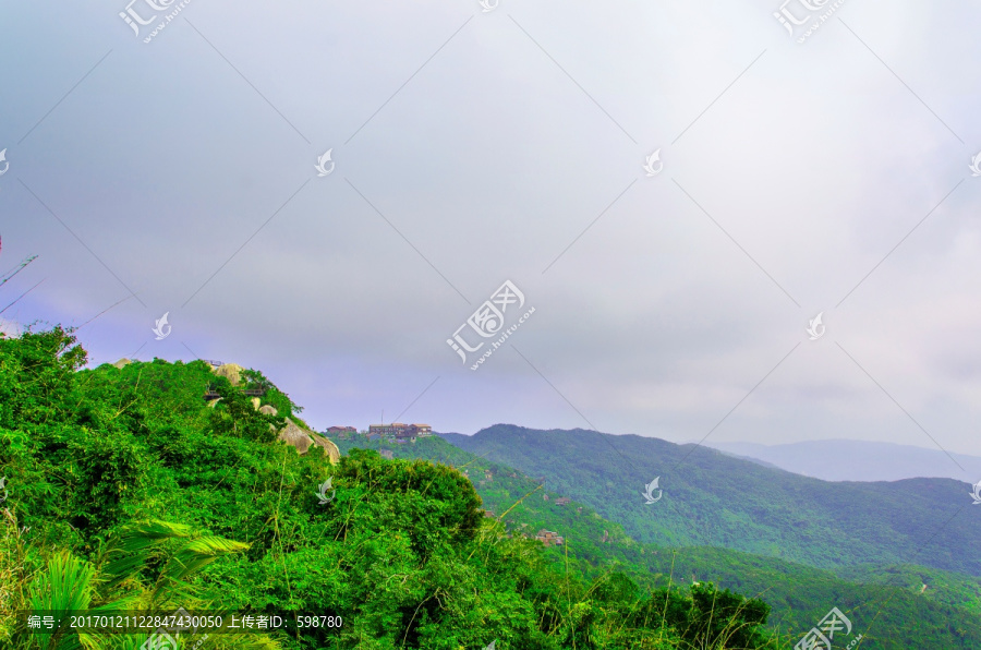 三亚亚龙湾热带天堂森林公园