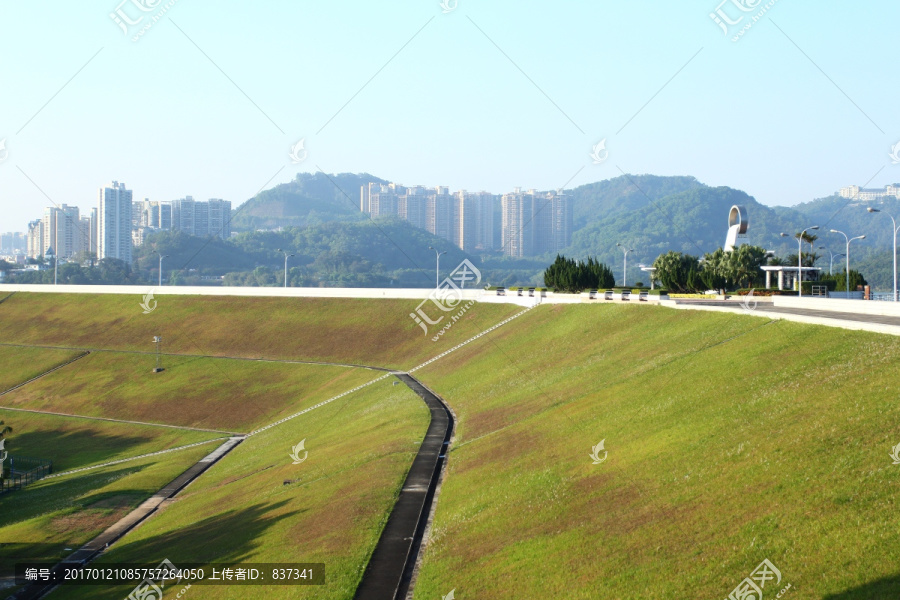 水库
