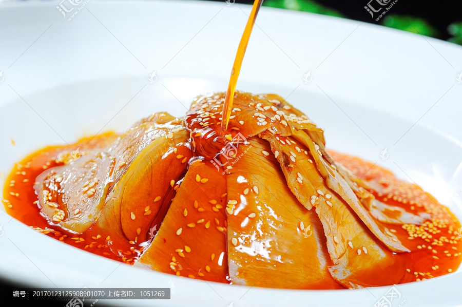 招牌巴掌鸡