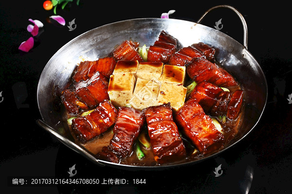 红烧肉豆腐锅