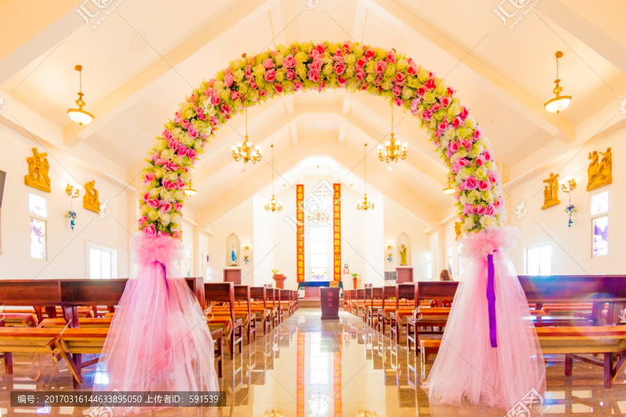 教堂婚礼花环拱门,高清实景