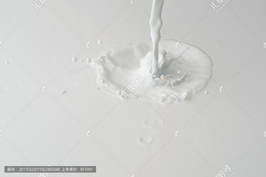 牛奶液体