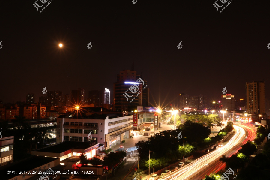 常平站夜景