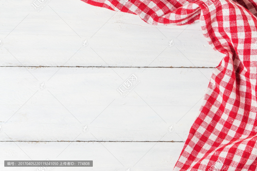 红色格子布,木板背景