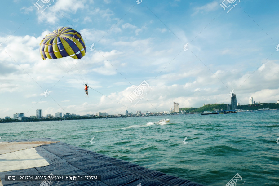 芭提雅,金沙岛,海边,降落伞