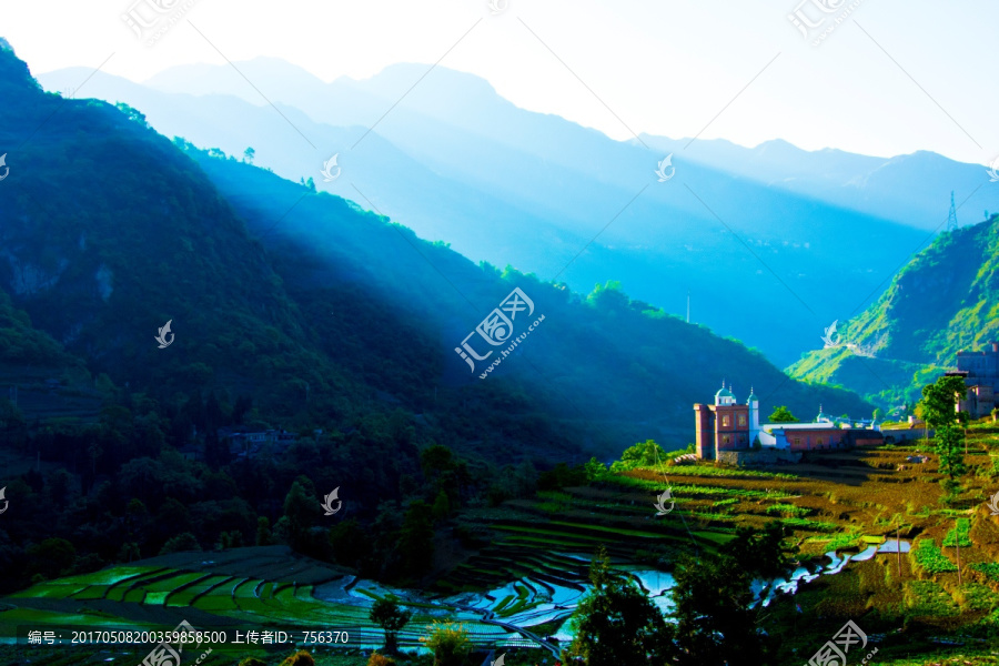 光辉,崇山峻岭