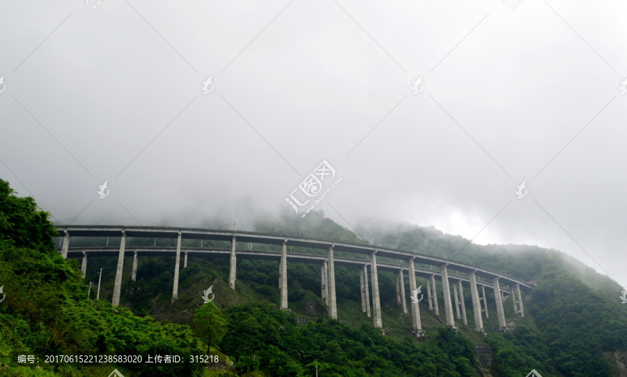 雅西高速公路