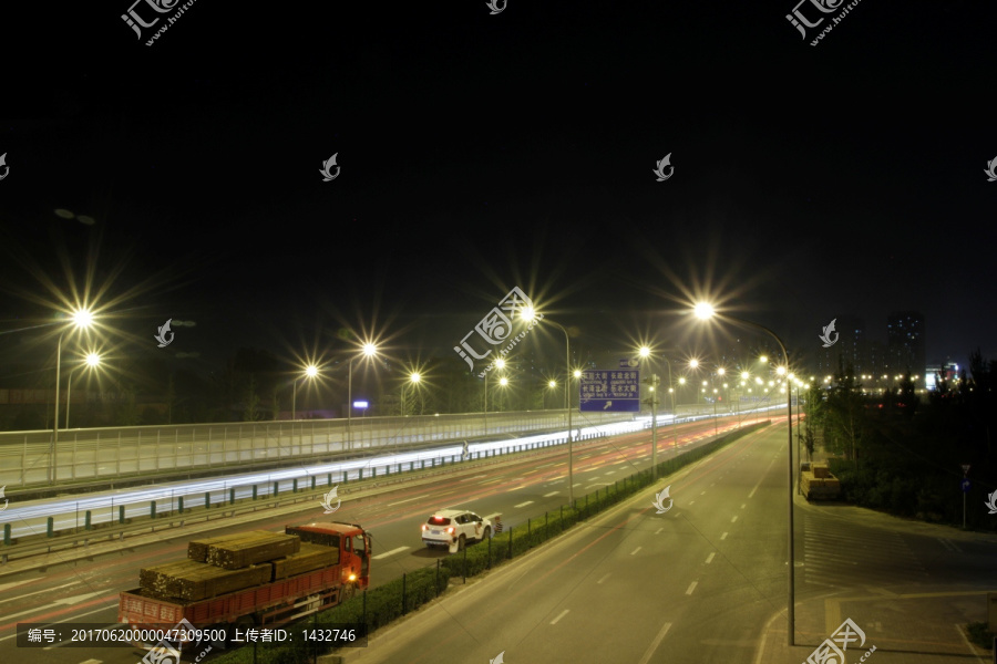 城市公路夜景