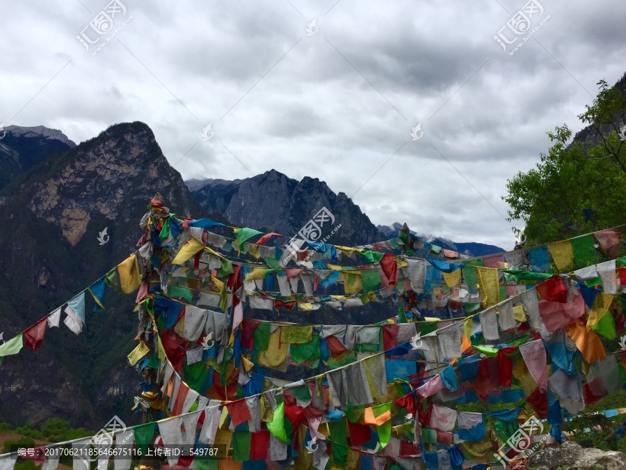 巴拉格宗经幡
