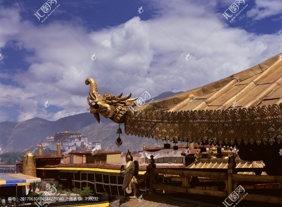 西藏拉萨大昭寺金顶