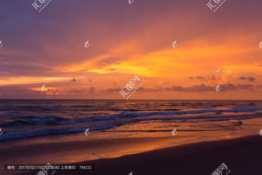 泰国普吉岛卡伦海滩