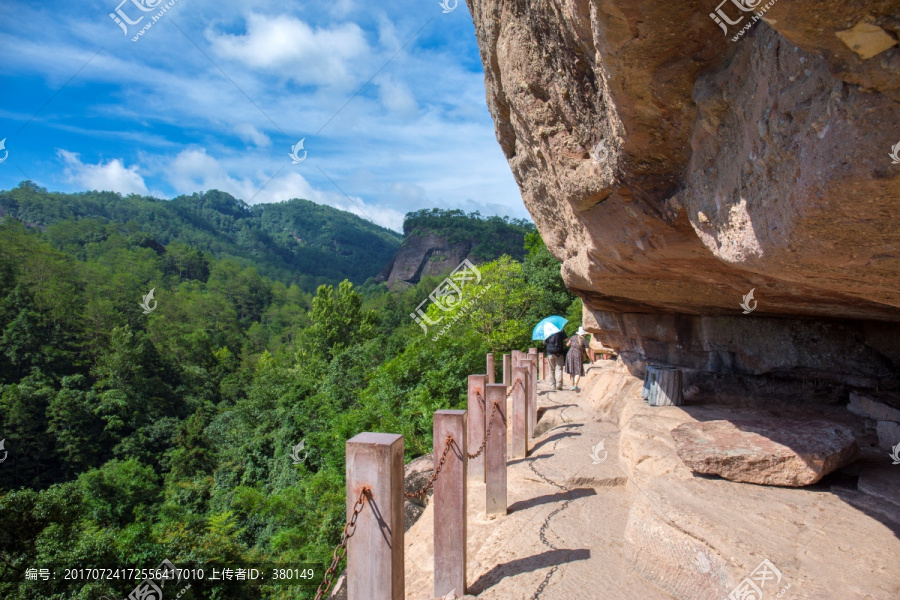 武夷山虎啸岩风景区