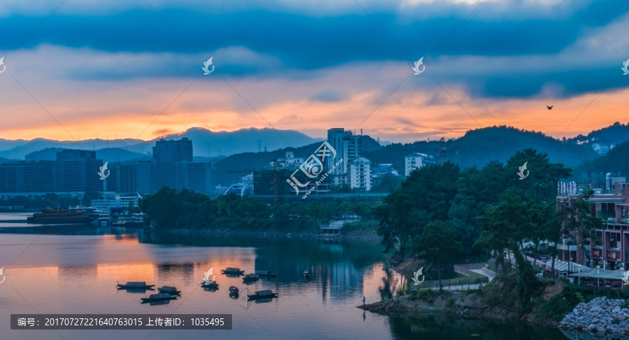 千岛湖晨曦