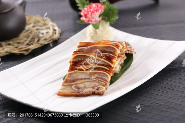 千层耳