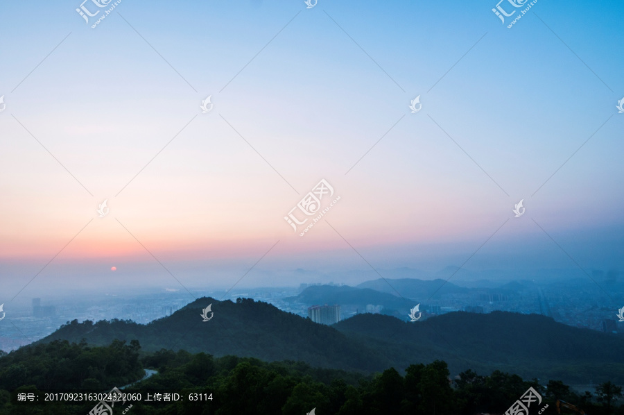 晨曦,朝阳,山顶日出,云雾弥漫