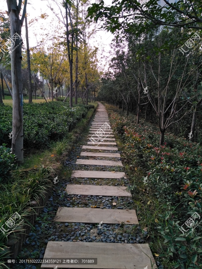 石板路