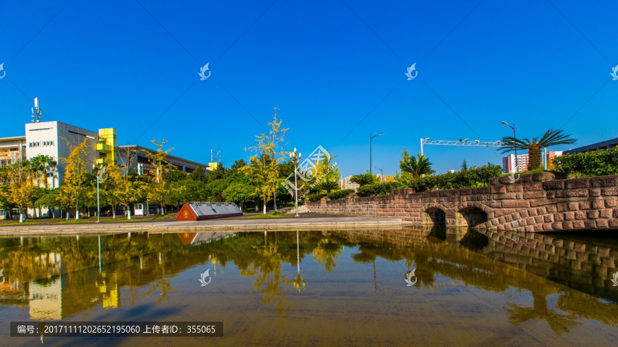 四川大学