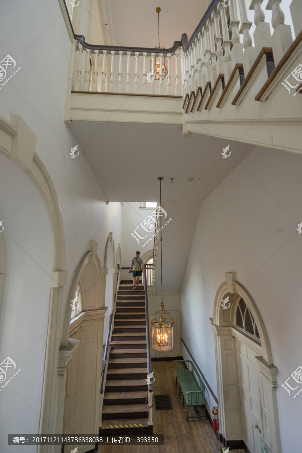 费城独立宫,楼梯