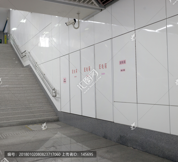通道台阶角落