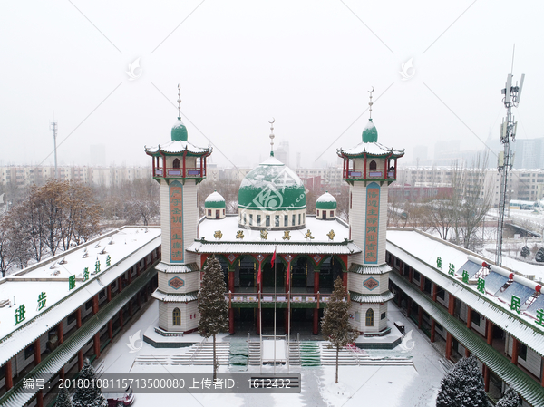 雪中的西关清真大寺