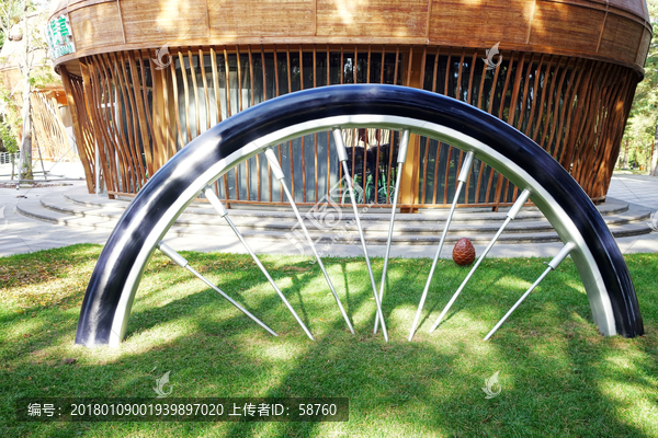 雕塑,自行车车轮