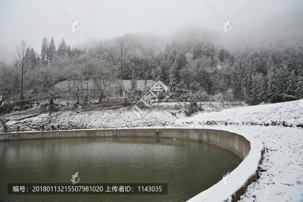 浪漫雪景,,雪山雪地