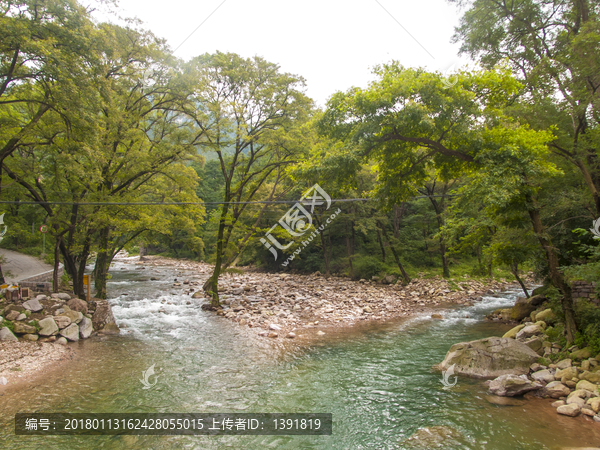 雨后的青岛崂山北九水