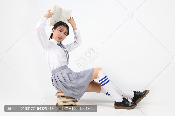 高中女学生